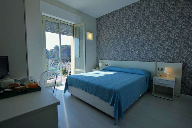 Hotel Baia Azzurra-mei 2025