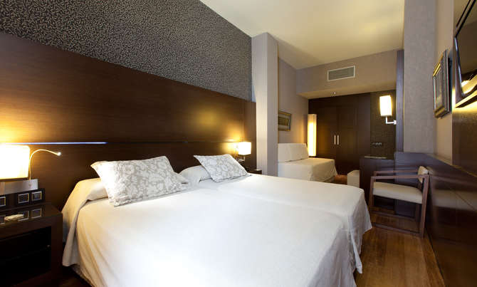 Hotel Barcelona Colonial-mei 2025