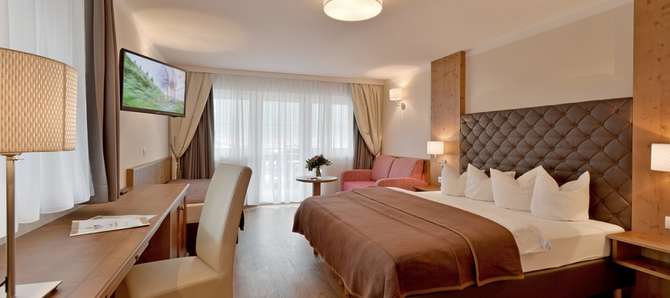 Hotel Brucke-mei 2025