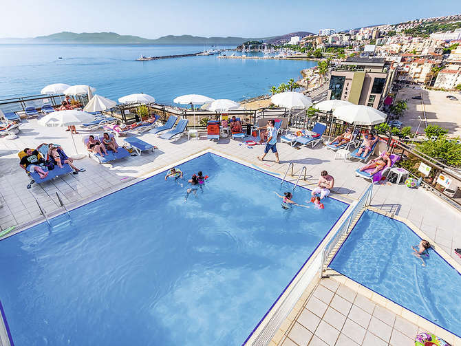 Hotel Derici-mei 2025