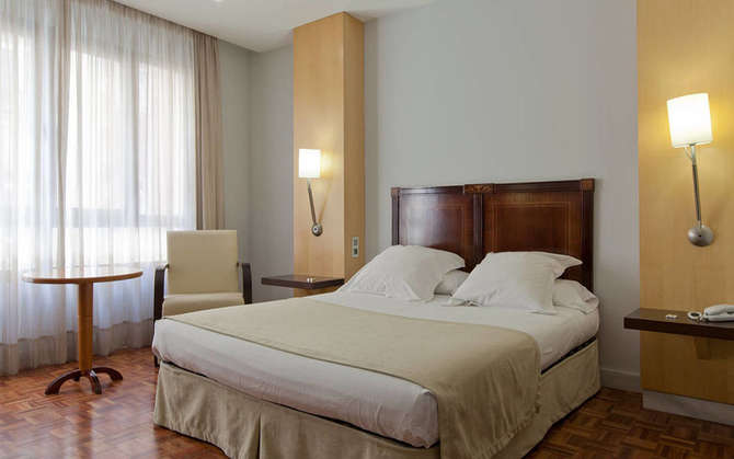 Hotel Don Curro-mei 2025