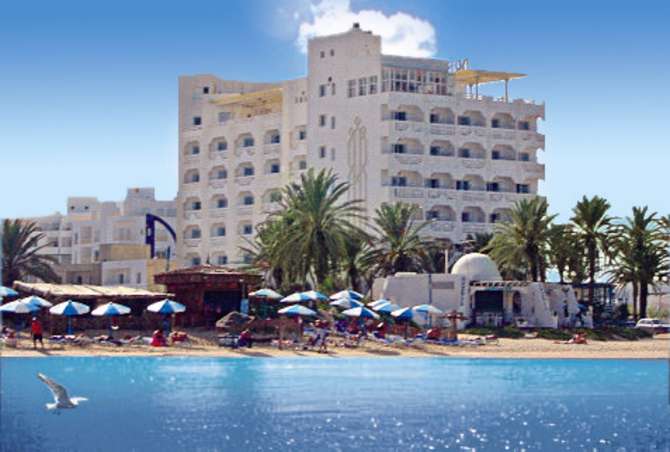 Hotel Dreams Beach-maart 2024