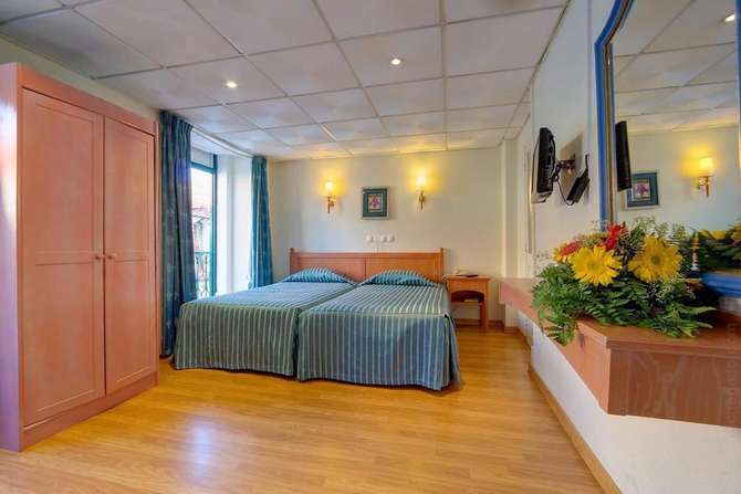 Hotel Duas Nacoes-december 2023
