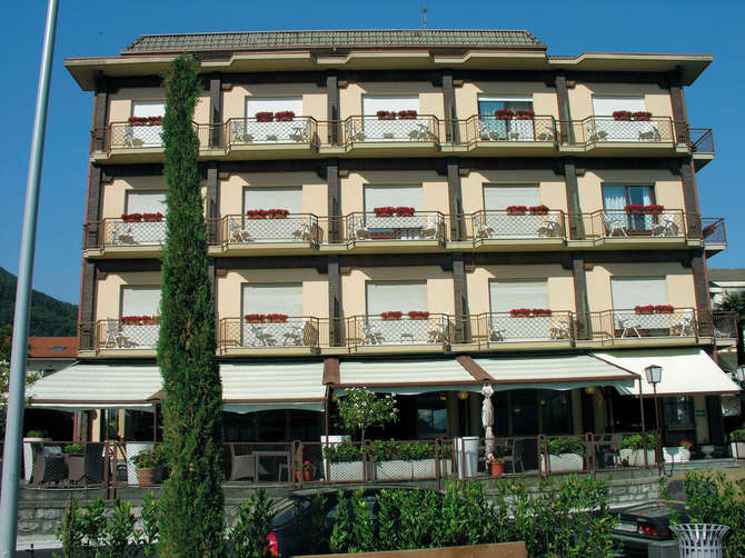 Hotel Europa Porlezza-april 2024