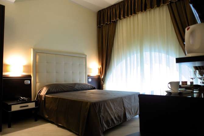 Hotel Ferdinando Ii-mei 2025