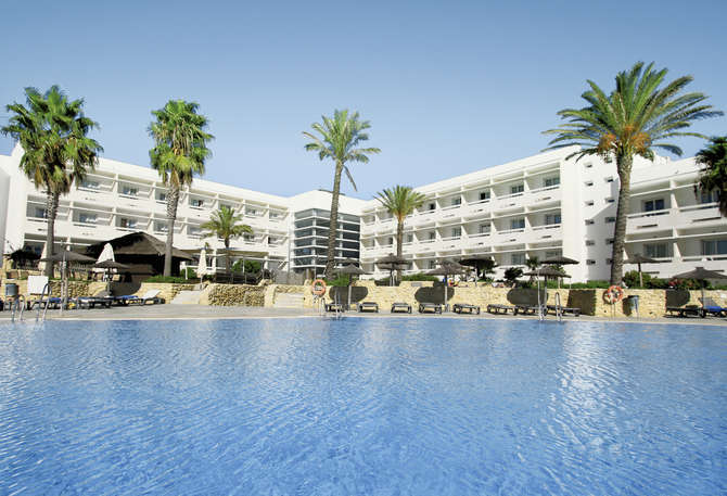 Hotel Garbi Costa Luz-april 2024