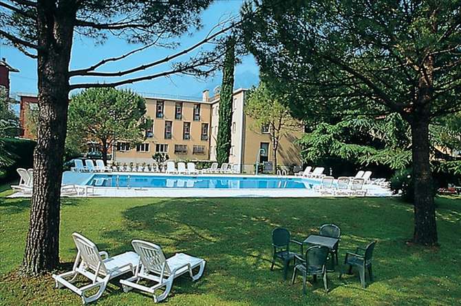 Hotel Gardesana-mei 2025