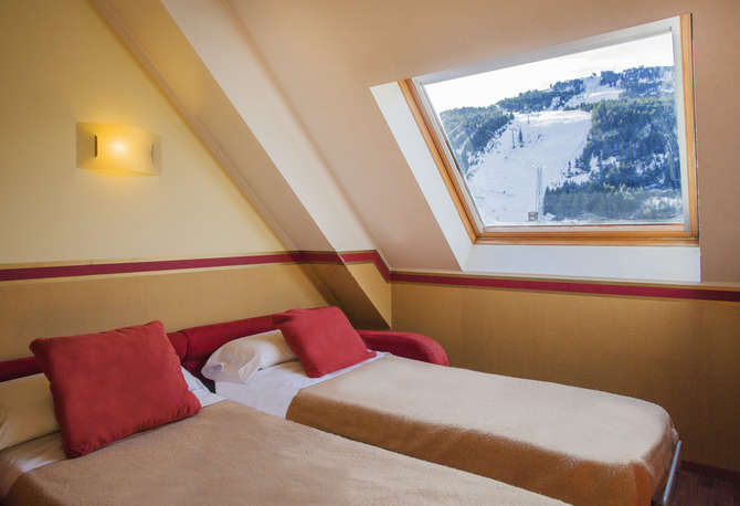 Hotel Himalaia Soldeu-mei 2025