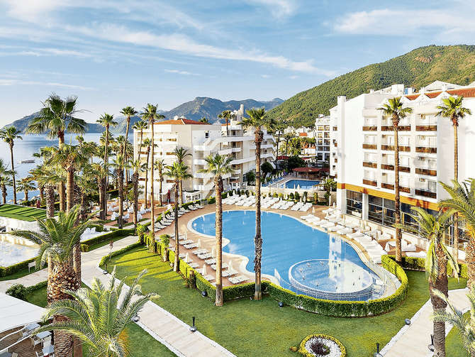 Hotel Ideal Prime Beach-april 2025