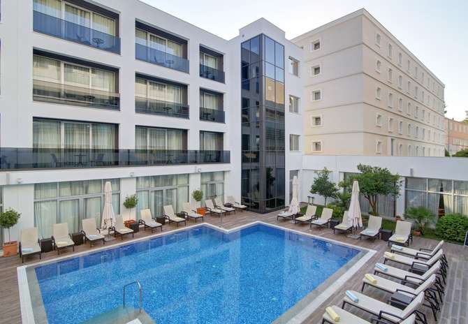 Hotel Lero-mei 2025