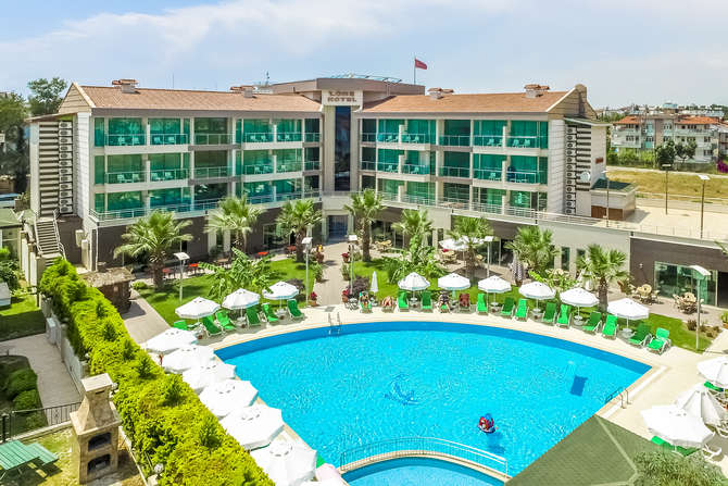Hotel Lowe-mei 2025