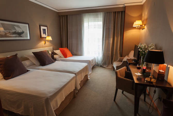 Hotel Medium Conqueridor-mei 2025