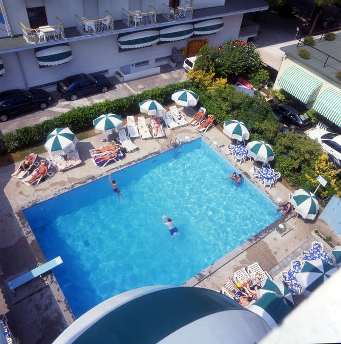 Hotel Miniheron-mei 2025