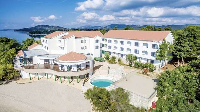 Hotel Miran Pirovac-april 2024