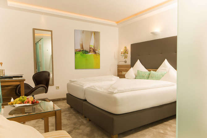 Hotel Neuhaus-mei 2025