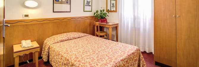 Hotel Nuova Italia-mei 2025