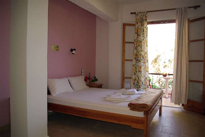 Hotel Ostria-mei 2025