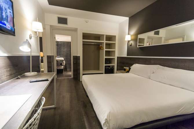 Hotel Paral Lel-mei 2025