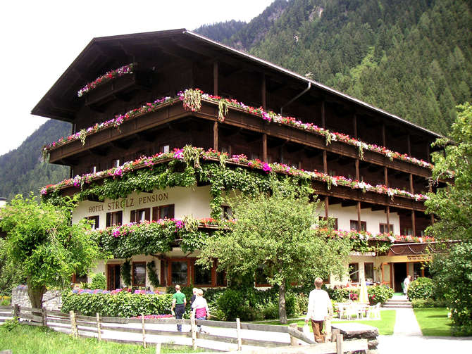 Hotel Pension Strolz-mei 2025