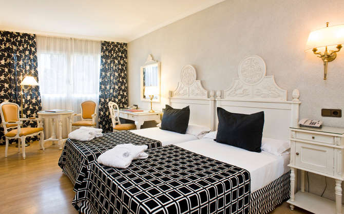 Hotel Pere Iv-mei 2025
