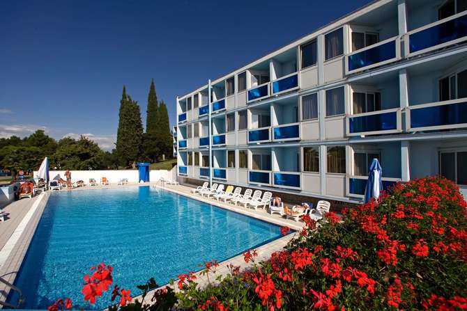 Hotel Plavi Plava Laguna-mei 2025