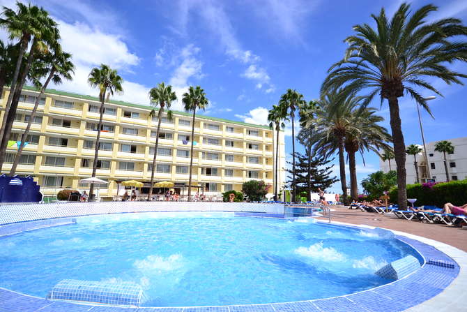 Hotel Playa Del Sol-april 2024