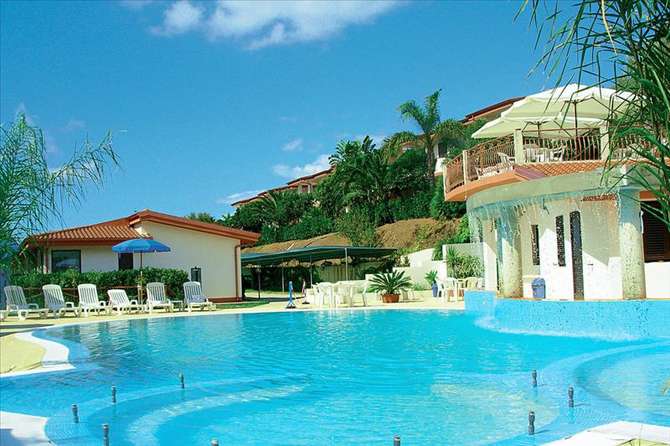 Hotel Residence La Taverna-mei 2025