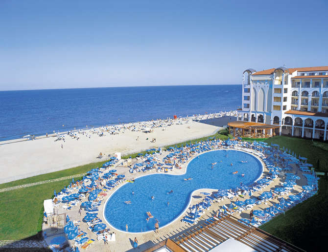 Hotel Riu Helios Bay-april 2024