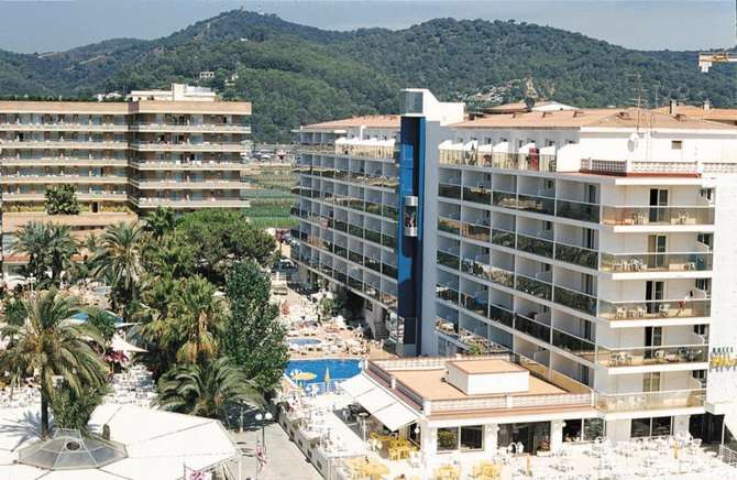 Hotel Riviera-mei 2025