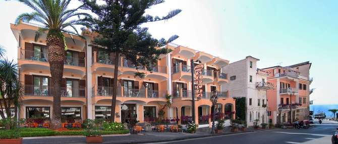 Hotel Santa Lucia-mei 2025