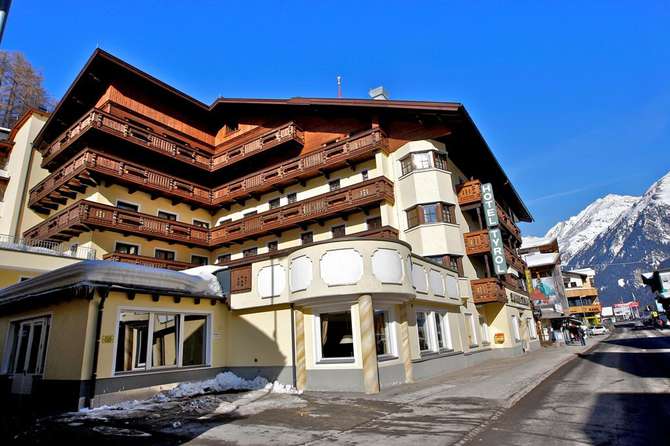 Hotel Tyrol-april 2024