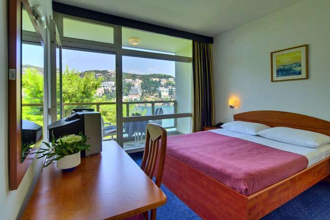 Hotel Vis-mei 2025