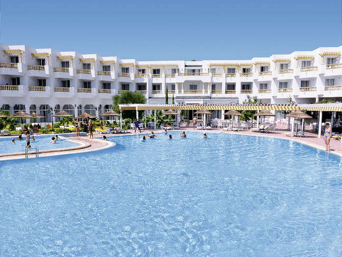 Houda Yasmine Hammamet-mei 2025