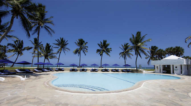Jacaranda Indian Ocean Beach Resort-april 2024