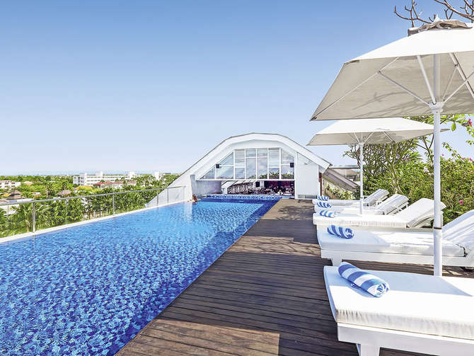 Jambuluwuk Oceano Seminyak Hotel-mei 2025