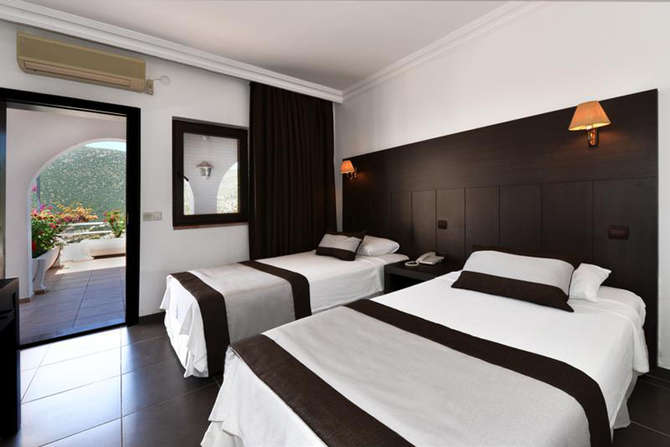 Kalamar Hotel-mei 2025