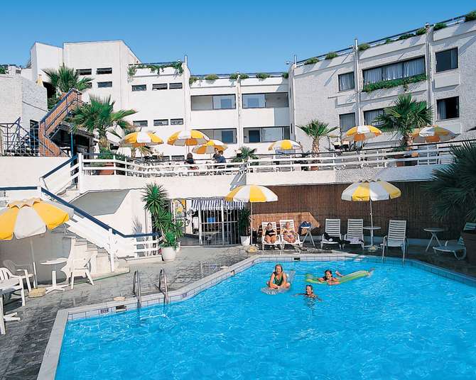 Kassavetis Appartementen-mei 2025