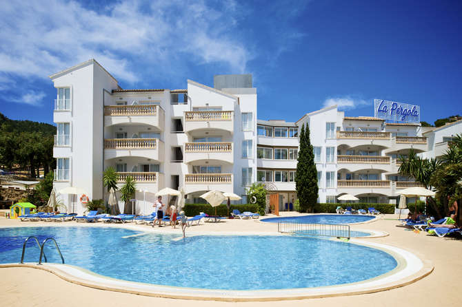 La Pergola Aparthotel-mei 2025