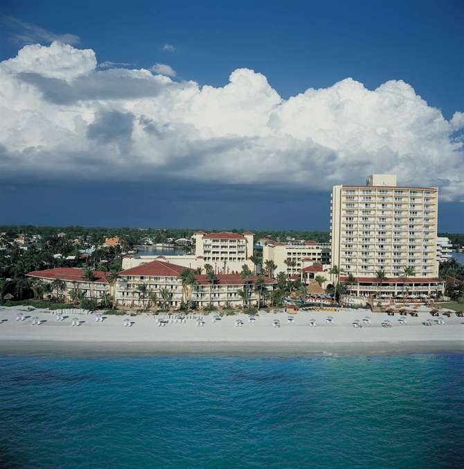 La Playa Beach Golf Resort-april 2024