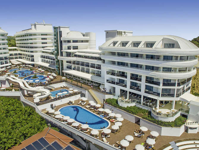 Laguna Beach Alya Resort Spa-mei 2025