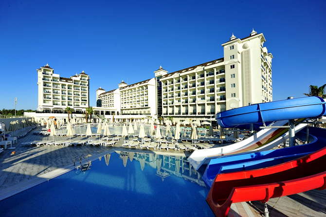 Lake River Side Hotel Spa-mei 2025