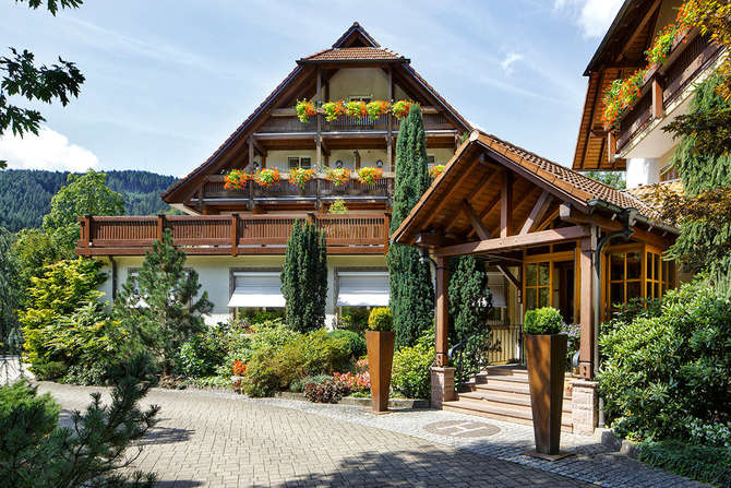 Landidyll Hotel Hirschen-mei 2025