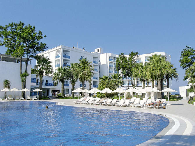 Le Bleu Hotel Resort-mei 2025