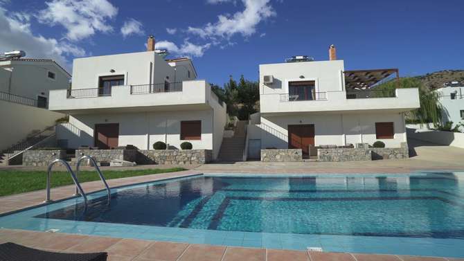 Lenikos Resort-mei 2025