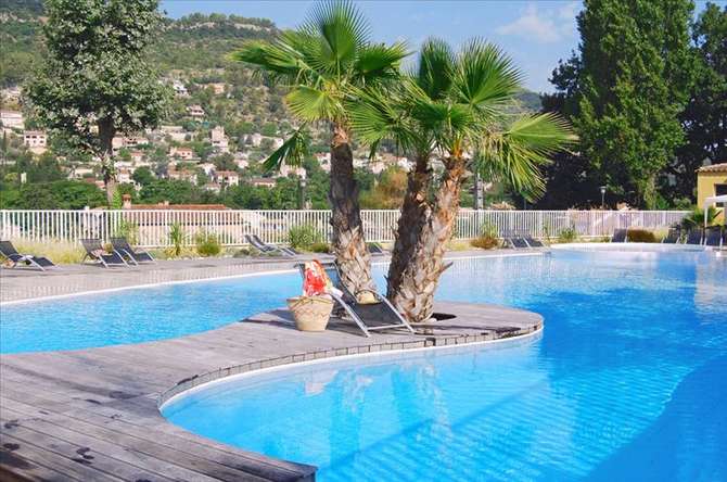 Les Cottages Varois-juni 2025