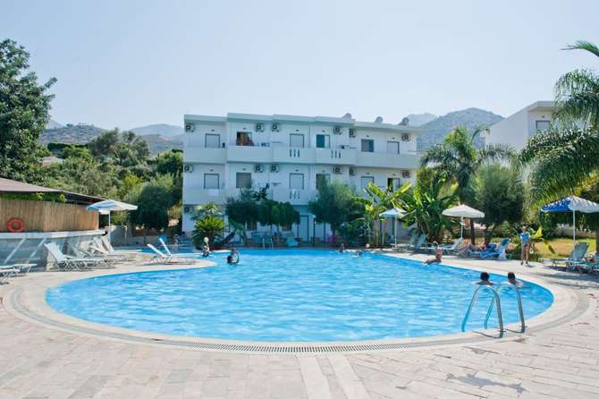 Lisa Mari Beach Hotel-mei 2025