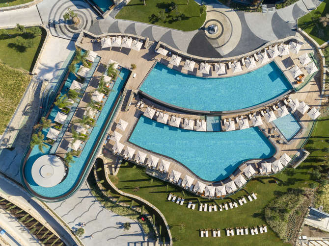 Lujo Hotel-mei 2025