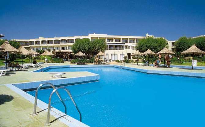 Lutania Beach Hotel-mei 2025