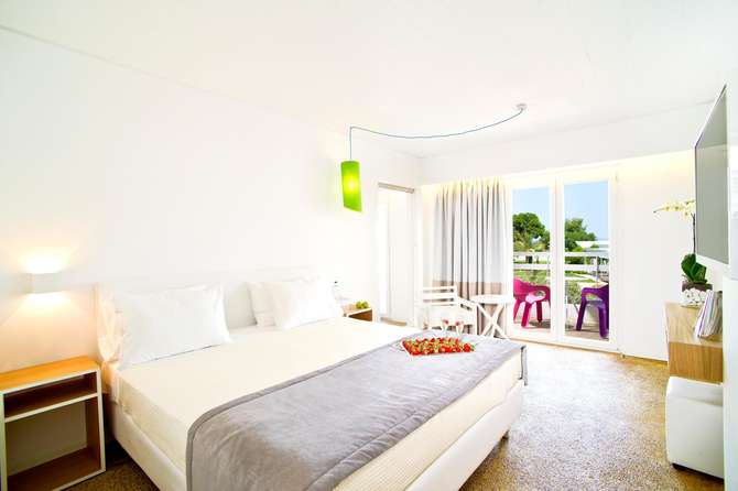 Marathon Beach Resort-mei 2025