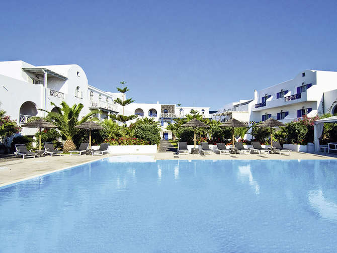 Mediterranean White Resort-mei 2025